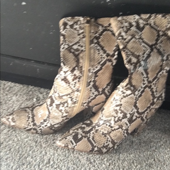 Simmi snakeprint calf boots - Picture 2 of 4